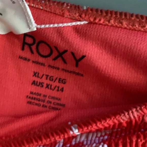 ROXY NWT SEASIDE TROPICS Side Tie
Bikini Bottom SIZE XL red - Picture 4 of 11